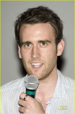 Matthew-Lewis-Surprises-Chicago-harry-potter-23765155-811-1222.jpg