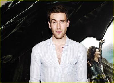 Matthew-Lewis-Surprises-Chicago-harry-potter-23765158-1222-890.jpg