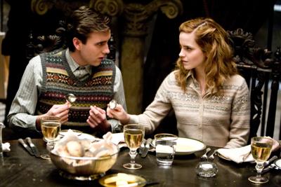Neville_and_Hermione_in_Slug_Club.jpg